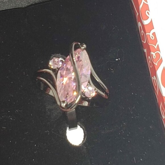 18k gold plated dipped in  black rhodium ring with 3 pink gemstone - Picture 4 of 4